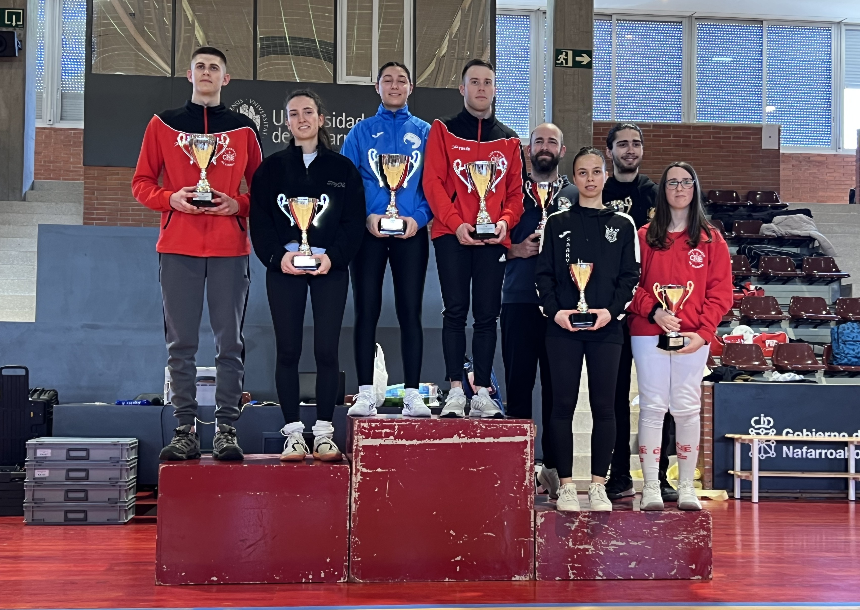 Yago Navarro y Miren Urrea brillan en el XVI Torneo "Reyno de Navarra" de esgrima